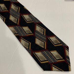 MACHADO tie